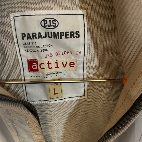 Parajumpers Light Gray and Beige Jacket for Men - Picture 2 of 7